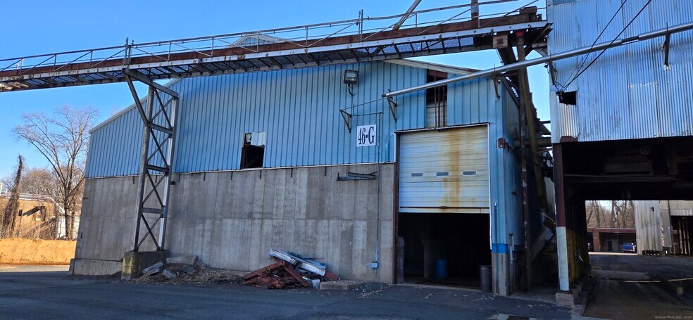 More Photos Of 46 Apel Pl, Manchester Warehouse For Sale