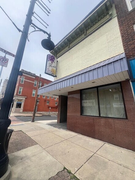 More Photos Of 136 N Main St, Butler Storefront Retail Office For Sale