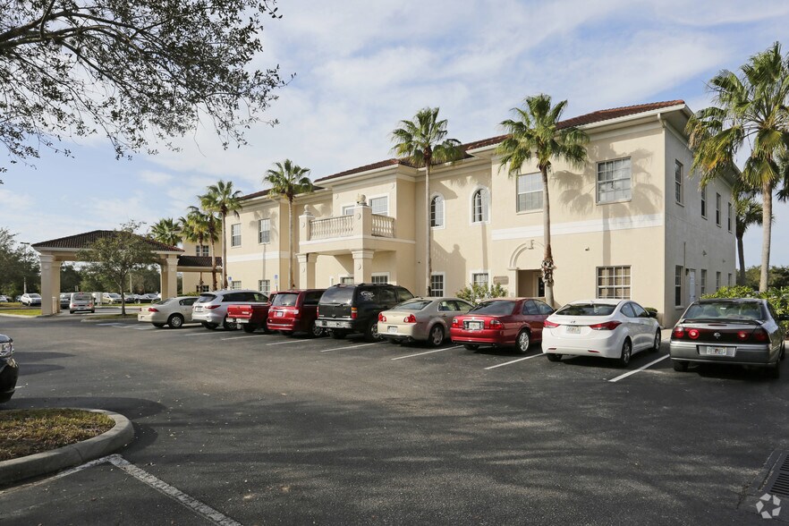 More Photos Of 842 Sunset Lake Blvd, Venice Medical For Lease