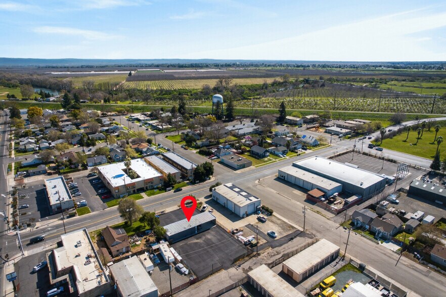 More Photos Of 1110 Ramirez St, Marysville Auto Dealership For Sale