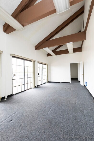 More Photos Of 800 E Wardlow Rd, Long Beach Loft Creative Space For Sale