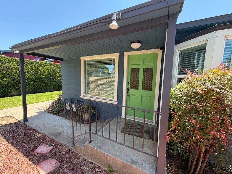 More Photos Of 624 W Chapman Ave, Orange Medical For Sale