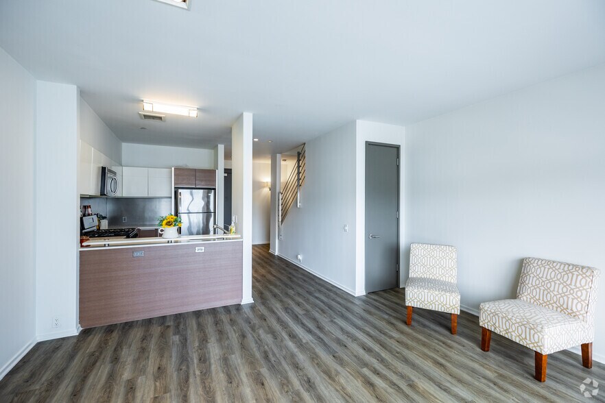 More Photos Of 2665 Geneva Ave, Daly City Apartments For Lease