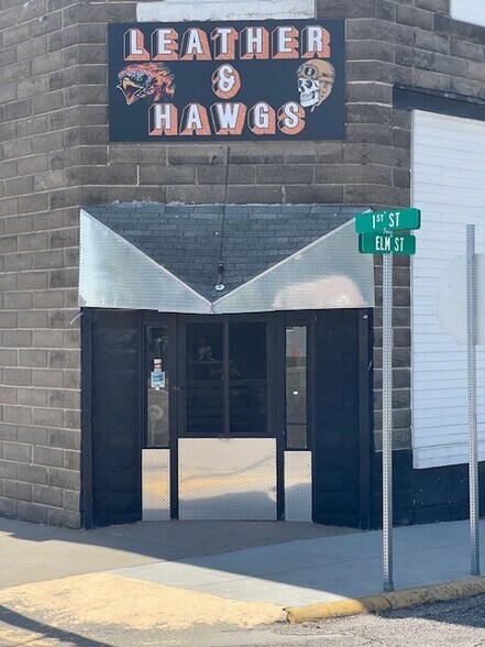 More Photos Of 121 1st Street 1st, Soldier Storefront Retail Residential For Sale