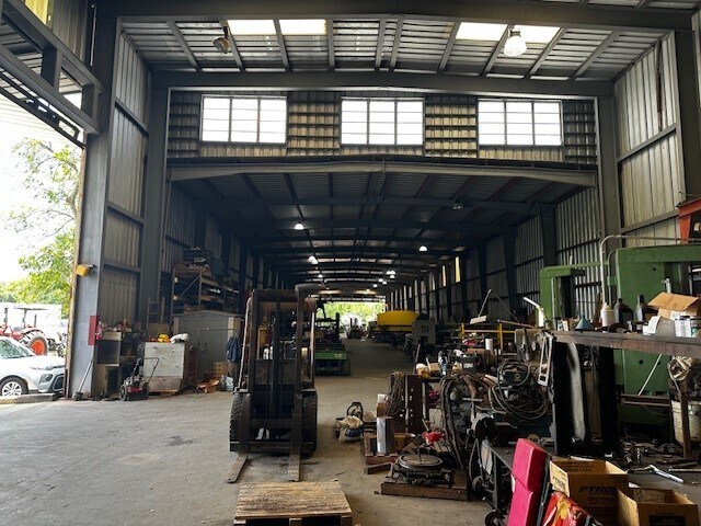 More Photos Of 1321 Bayshore Rd, Palmetto Warehouse For Sale