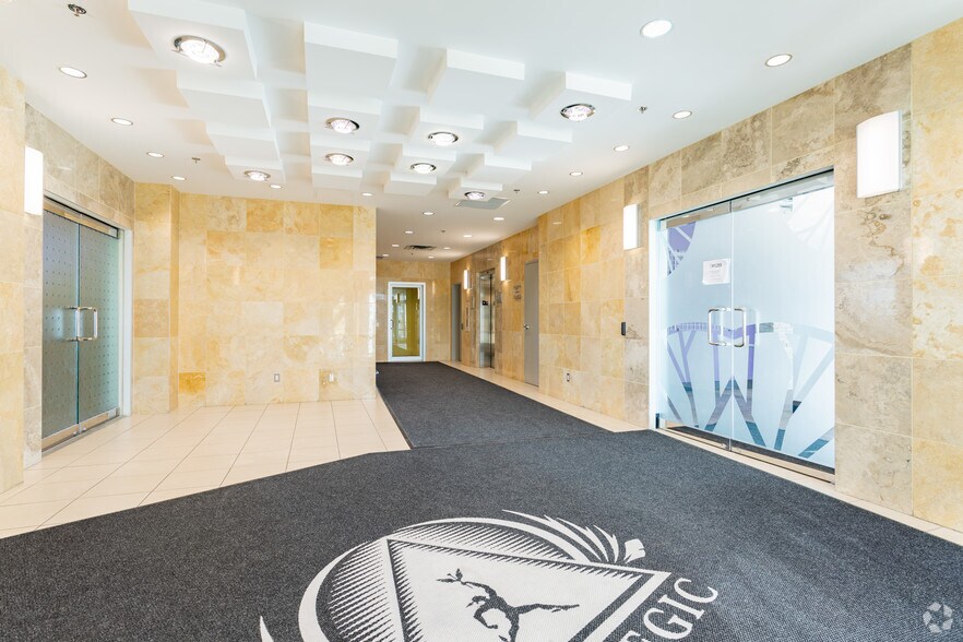 More Photos Of 15 Sunpark Dr SE, Calgary Office For Lease