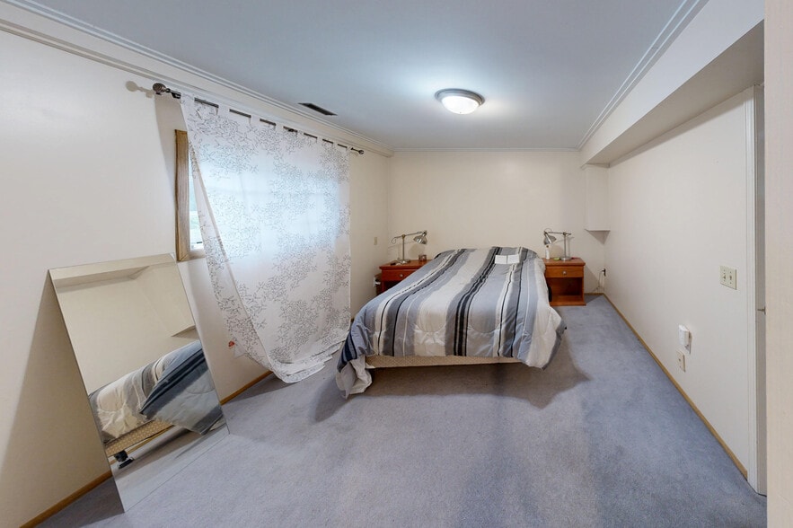 More Photos Of 7914-7916 110 St NW, Edmonton Apartments For Sale