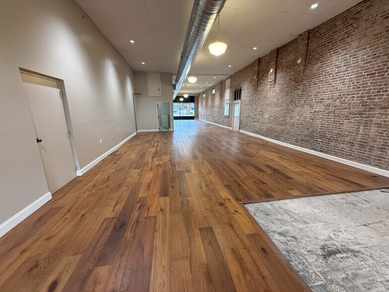 More Photos Of 320 E Lafayette St, Jackson Loft Creative Space For Lease