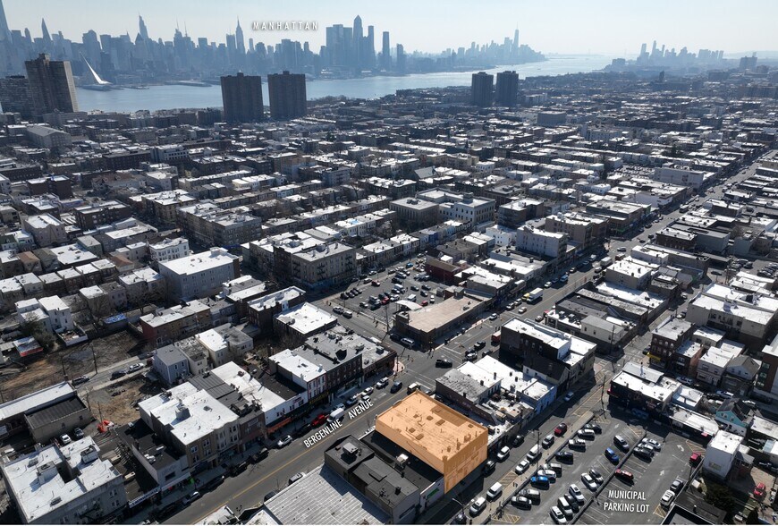 More Photos Of 6135 Bergenline Ave, West New York Storefront Retail Residential For Lease