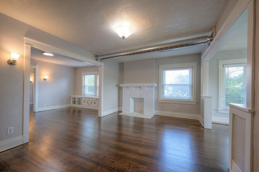 More Photos Of 4220 Harrison St, Kansas City Apartments For Sale