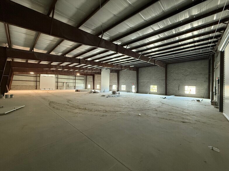 More Photos Of 669 Stonecrest Ln, Cape Coral Unknown For Lease