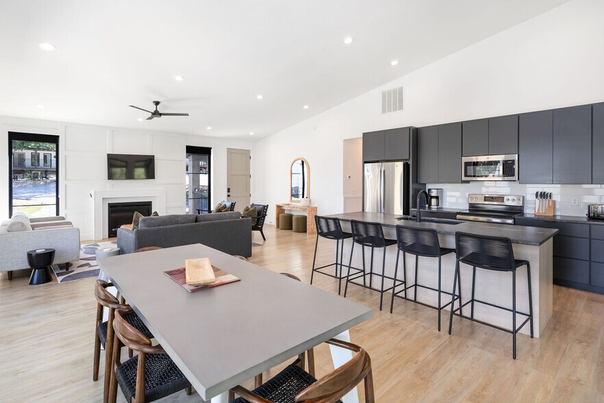 More Photos Of 26995 Reel Ln, Shell Knob Hotel For Sale