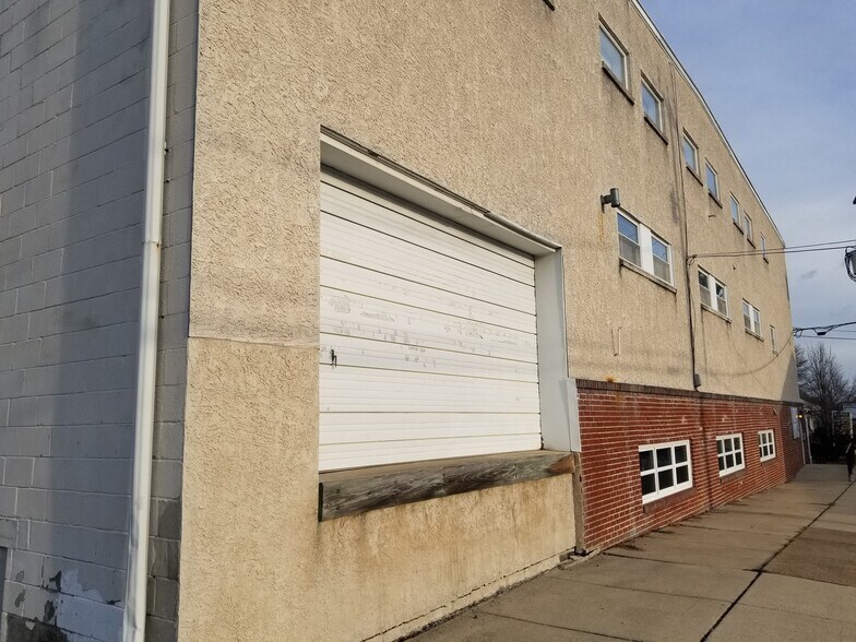 More Photos Of 315-329 E 2nd St, Boyertown Flex For Sale