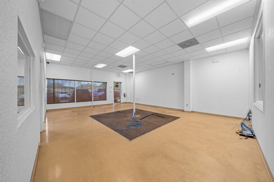 More Photos Of 1720 NW 4th Ave, Ocala Unknown For Sale