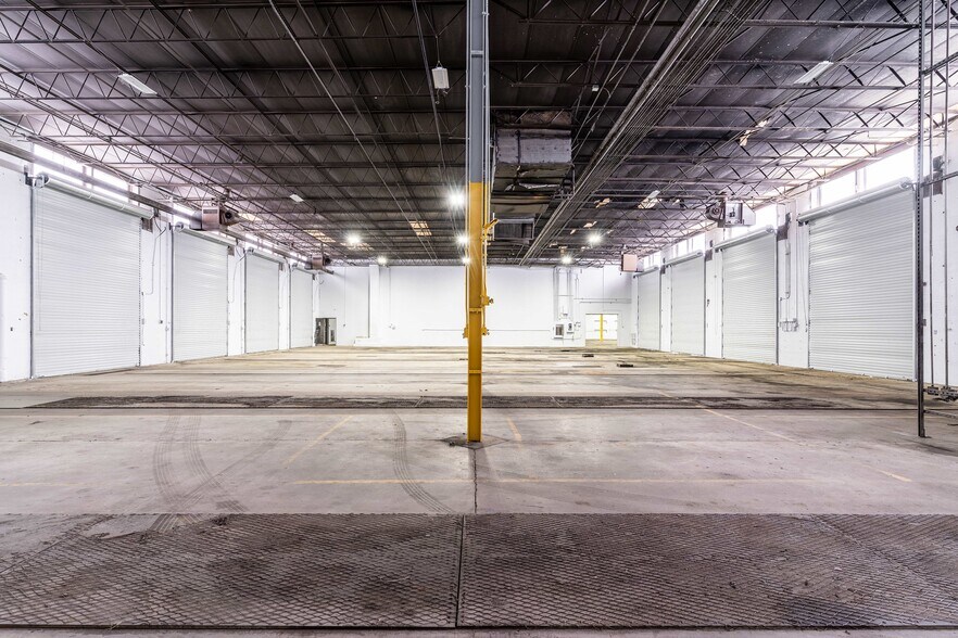 More Photos Of 2300 Jonesboro Rd SE, Atlanta Truck Terminal For Lease