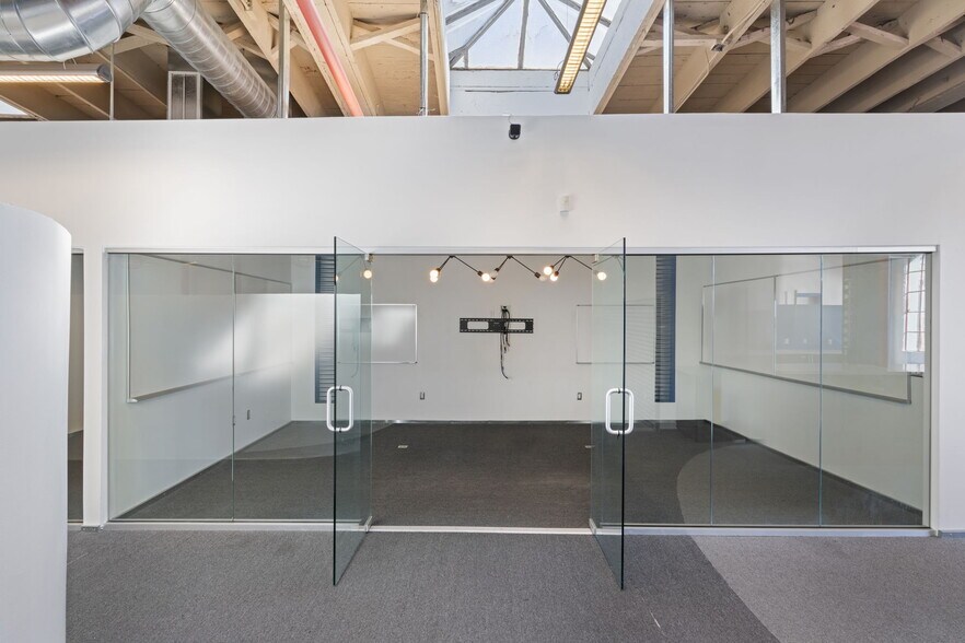 More Photos Of 1120 Howard St, San Francisco Office For Lease