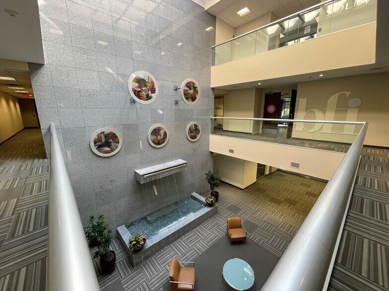 More Photos Of 10 Lanidex Plz W, Parsippany Office For Lease