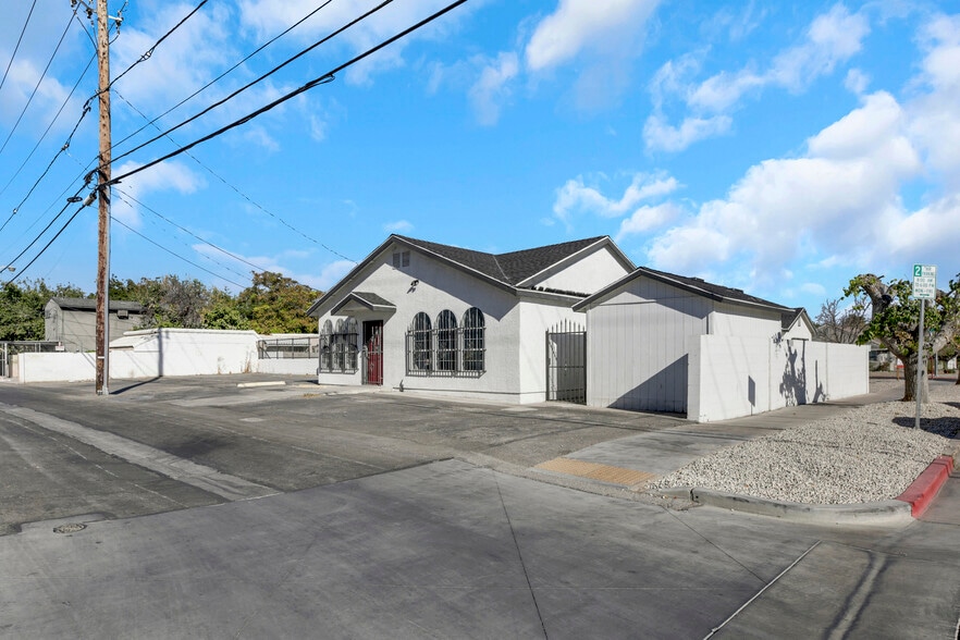 More Photos Of 530 S 7th St, Las Vegas Office Residential For Lease