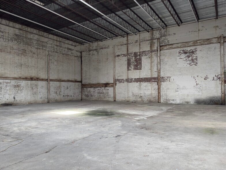 More Photos Of 200 White Horse Pike, Egg Harbor City Flex For Sale