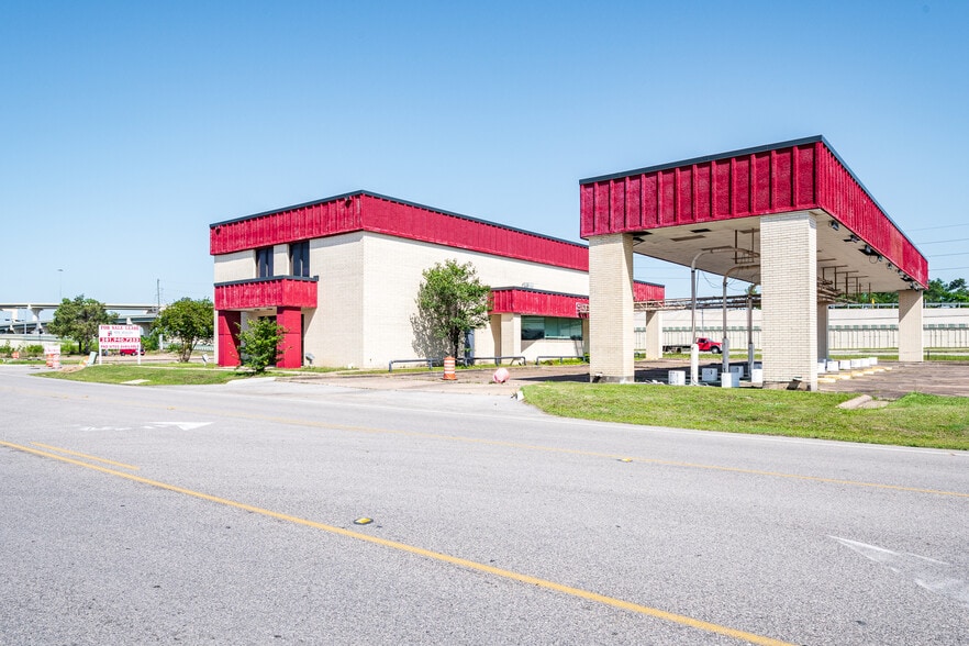 More Photos Of 22475 Community Dr, New Caney Medical For Sale