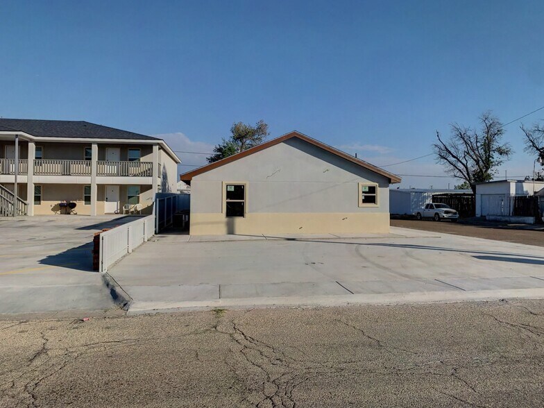 More Photos Of , Monahans Multifamily For Sale