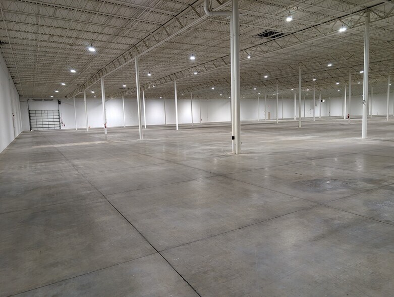 More Photos Of 3201 N Ridge Rd E, Ashtabula Freestanding For Sale