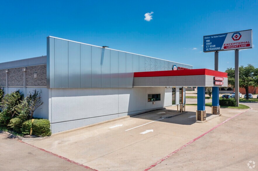 More Photos Of 4555 W Walnut St, Garland Medical For Lease