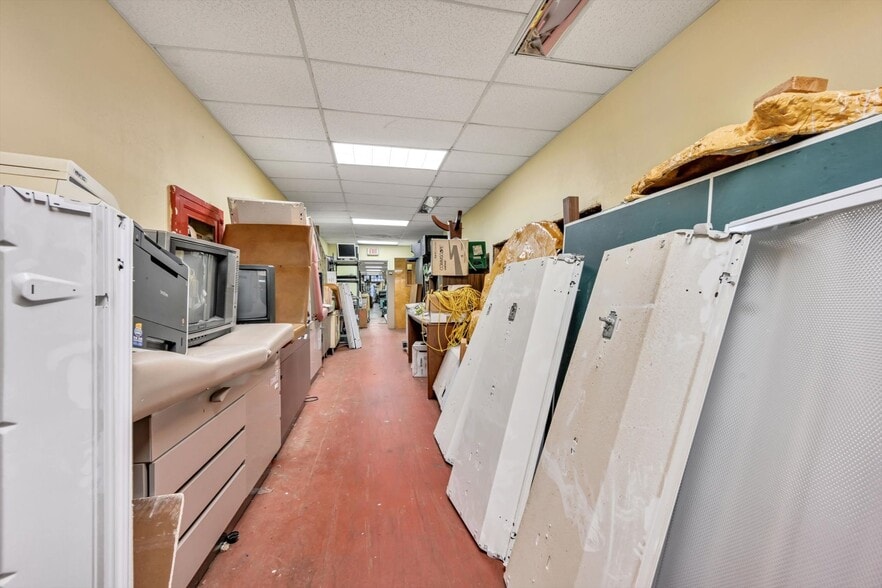 More Photos Of 15 Alliance St, New Philadelphia Rehabilitation Center For Sale