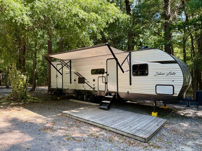 More Photos Of 4759 River Rd, Waynesboro Trailer Camper Park For Sale