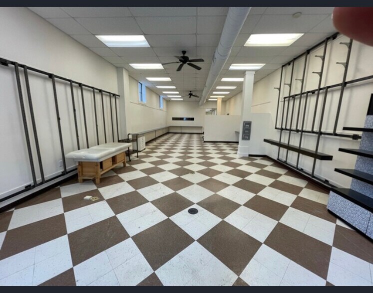 More Photos Of 821-823 Mainstreet, Hopkins Storefront Retail Office For Lease