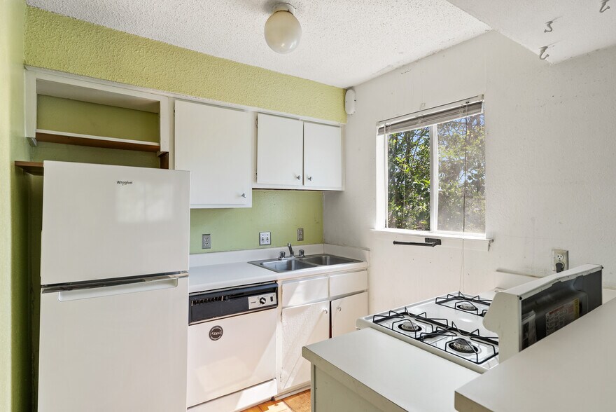 More Photos Of 515 Krebs Ln, Austin Apartments For Sale