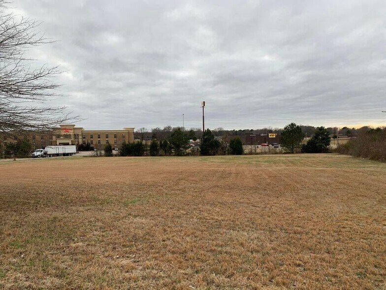 More Photos Of Coulter Cove Tract 2, New Albany Land For Sale