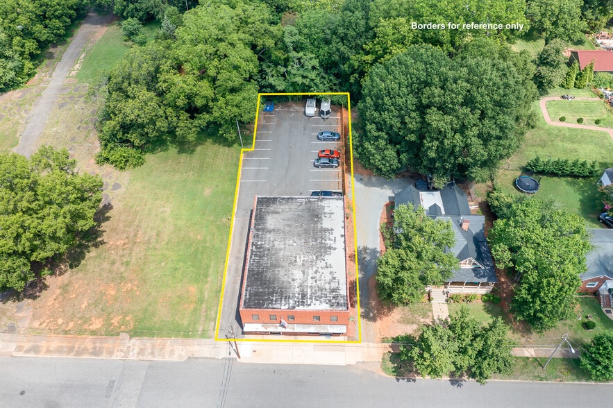 More Photos Of 426-430 Western Ave, Statesville Freestanding For Sale