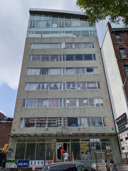 More Photos Of 13631 41st Ave, Flushing Office For Lease