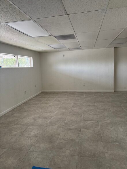 More Photos Of 4230 NW 128th St, Opa Locka Warehouse For Lease