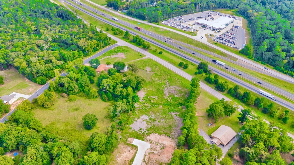 More Photos Of 844 Interstate 45, Huntsville Land For Lease