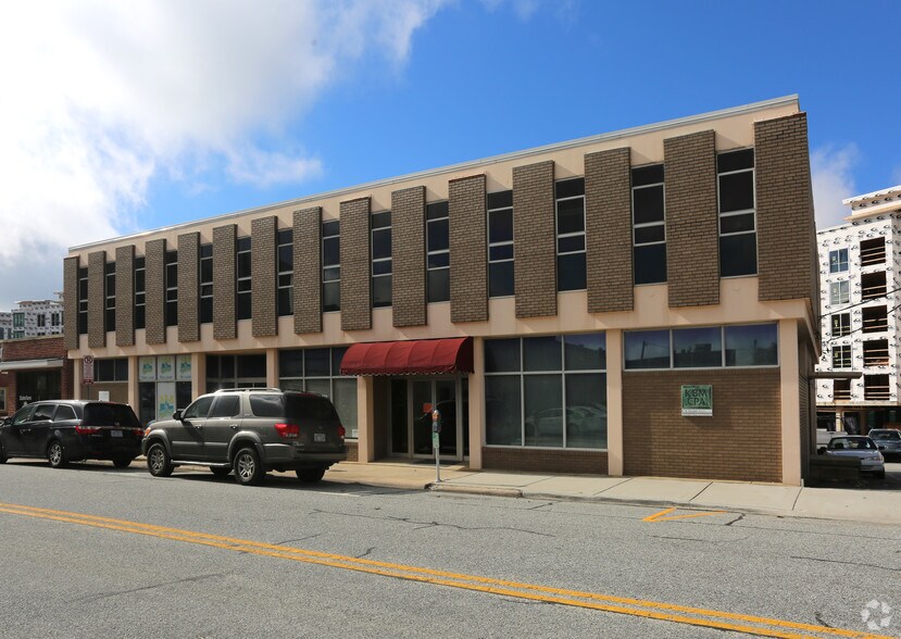 More Photos Of 405 Battleground Ave, Greensboro Office For Lease