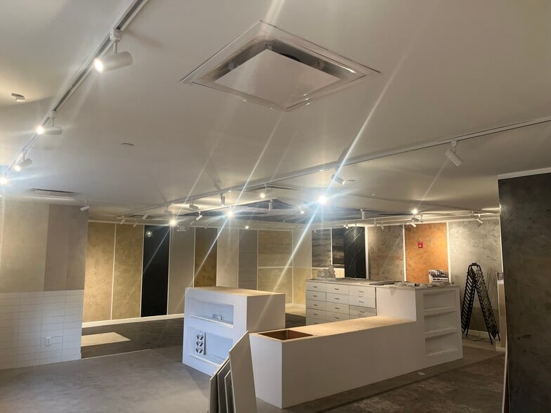 More Photos Of 413 20th St, Brooklyn Industrial For Sale