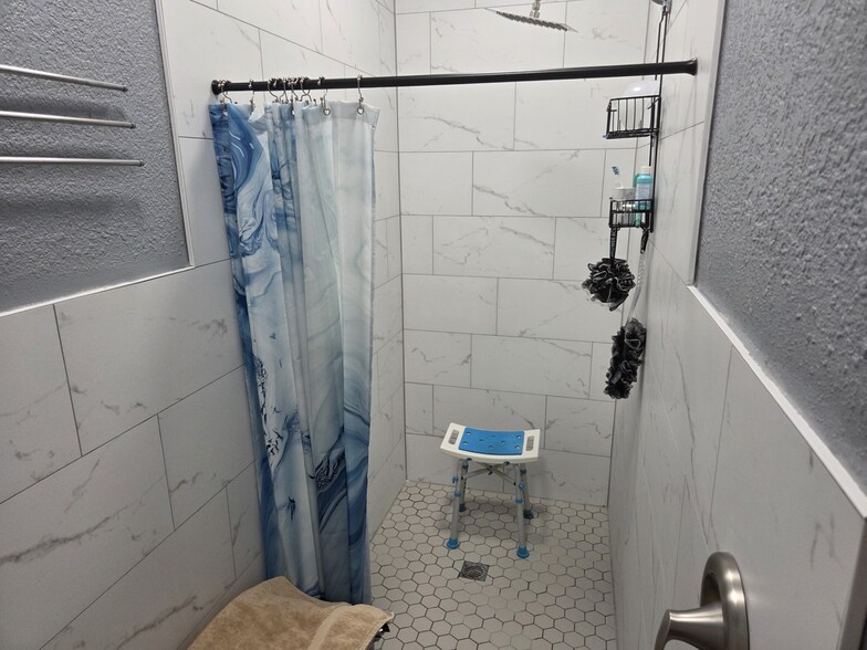 More Photos Of 3323 Hoffpauer Way, Sanger Loft Creative Space For Sale