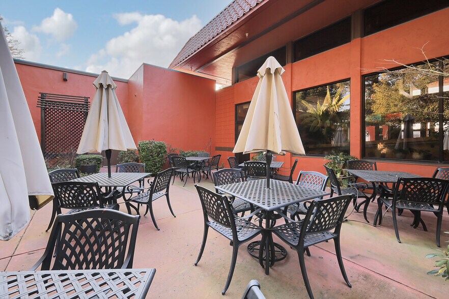 More Photos Of 1005 Stafford Way, Yuba City Restaurant For Sale