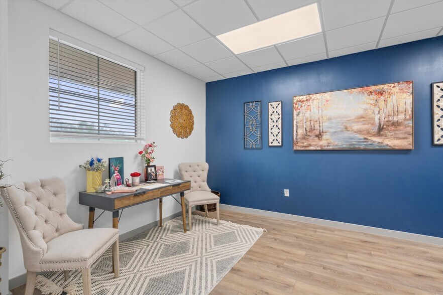 More Photos Of 503 E Palm Valley Blvd, Round Rock Medical For Lease