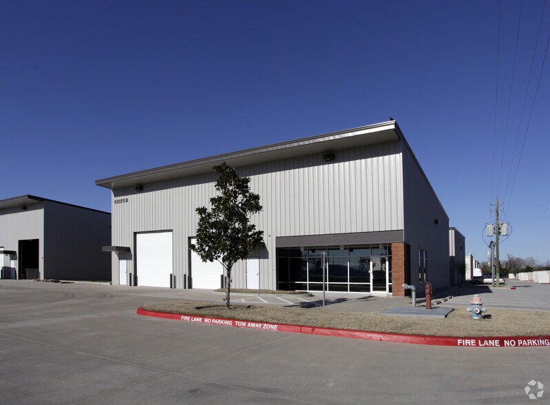 Primary Photo Of 13223 Stafford Rd, Missouri City Flex For Lease