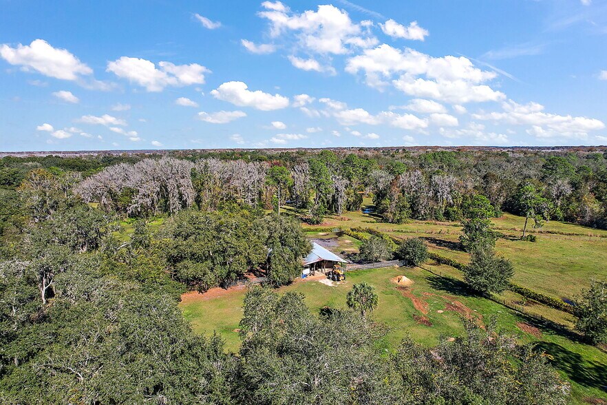 More Photos Of 27910 Debbie Rd, Okahumpka Land For Sale
