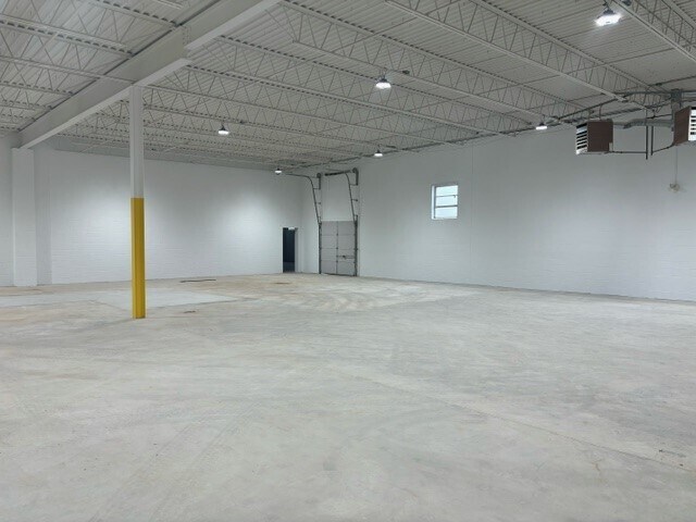 More Photos Of 513 Dickerson Rd, North Wales Manufacturing For Lease