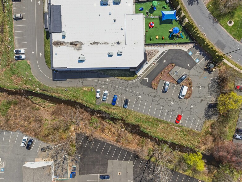 More Photos Of 1199 Silas Deane Hwy, Wethersfield General Retail For Lease