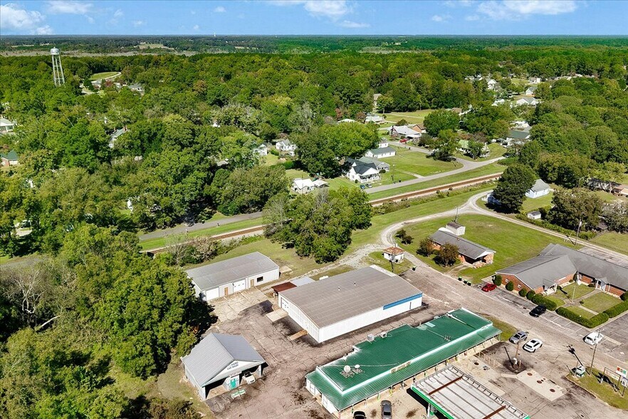 More Photos Of 101 Dunn St, Four Oaks Freestanding For Sale