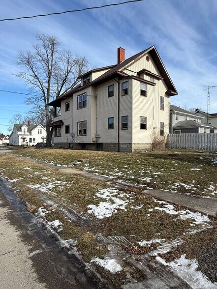 More Photos Of 569 E Church St, Marion Apartments For Sale