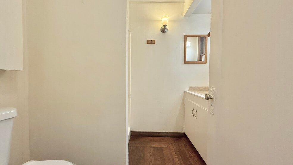 More Photos Of 6446-6452 Colby St, Oakland Apartments For Sale