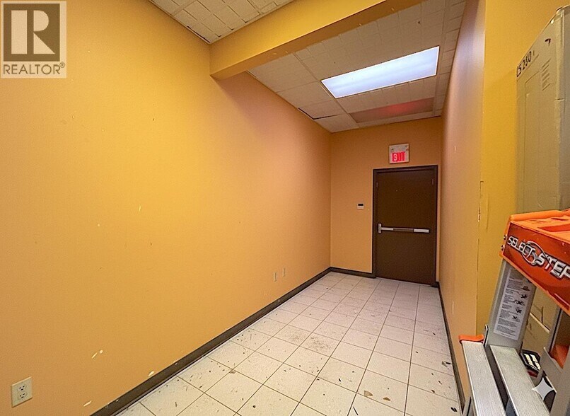 More Photos Of 8611 Alexandra Rd, Richmond Storefront For Lease