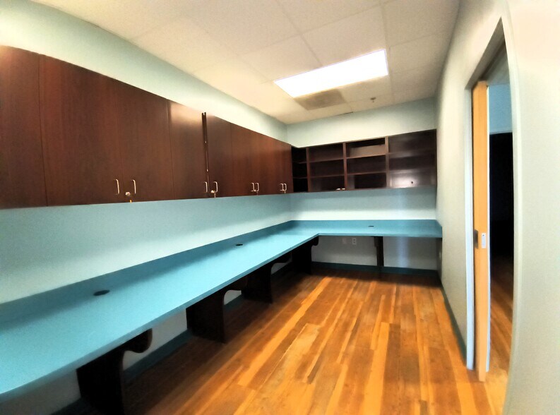 More Photos Of 1215 Annapolis Rd, Odenton Office For Lease